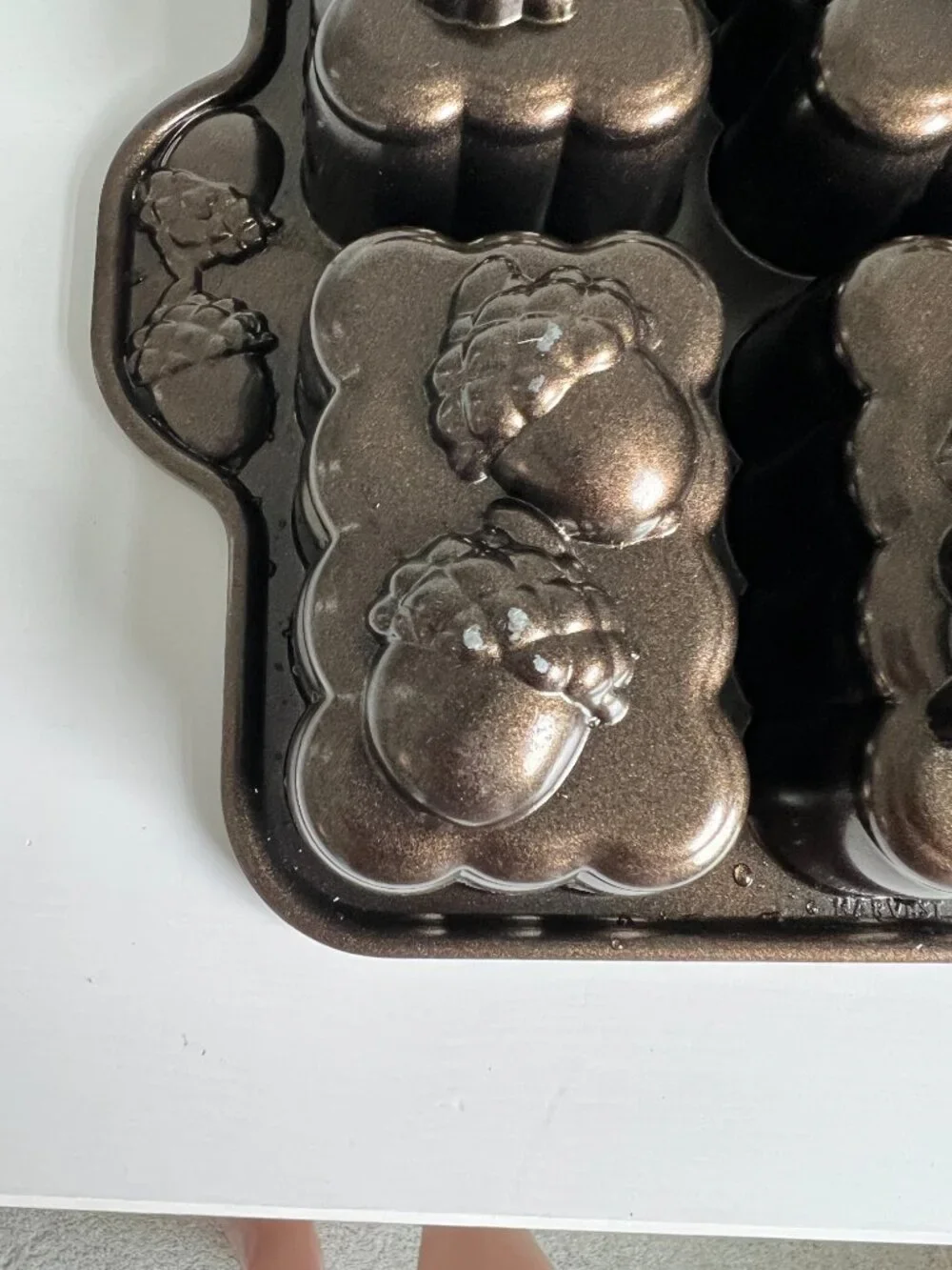 Nordic Ware Harvest Mini Loaf Pan 5 cups - Bronze